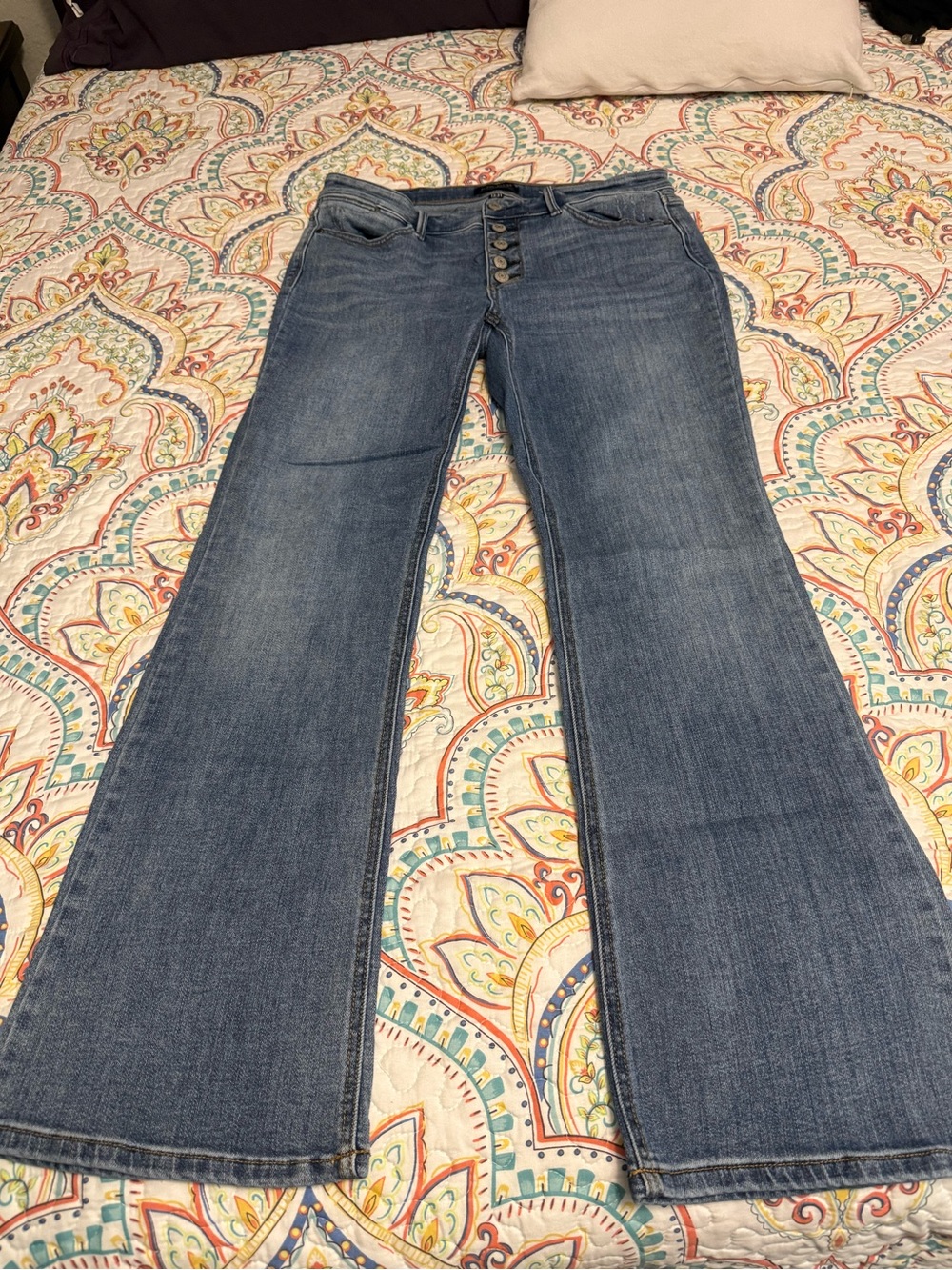 Judy Blue bootcut jeans with Button Fly